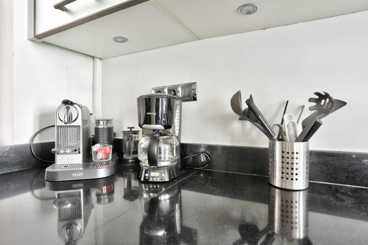 Appartement Quartier Champs-Elysees 4 Free Netflix Париж Екстериор снимка