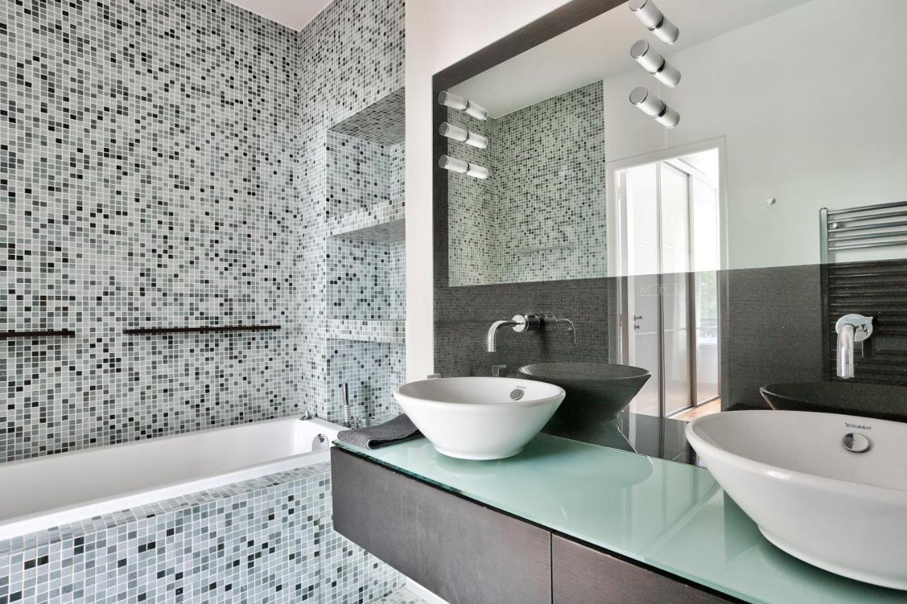 Appartement Quartier Champs-Elysees 4 Free Netflix Париж Екстериор снимка