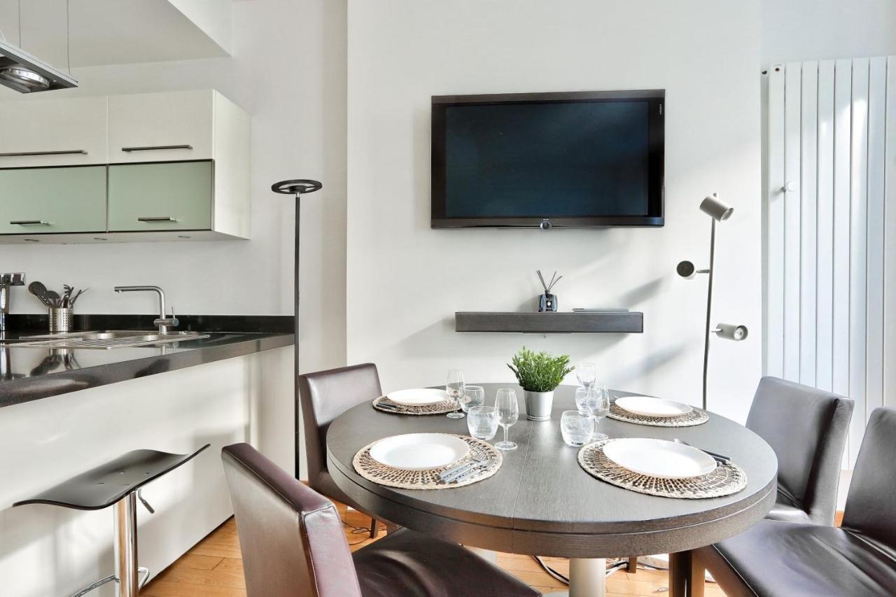Appartement Quartier Champs-Elysees 4 Free Netflix Париж Екстериор снимка