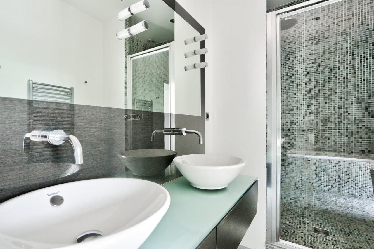 Appartement Quartier Champs-Elysees 4 Free Netflix Париж Екстериор снимка